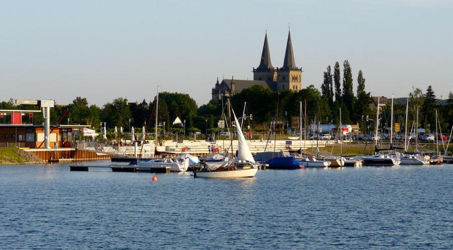 Wohnen Im Alten Amtsgericht Im Herzen Von Xanten Esterno foto